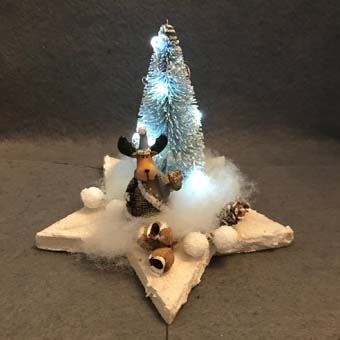 Tanne mit Schnee Lichterkette