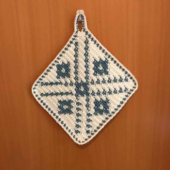 Topflappen zweifarbig Blumen blau weiß