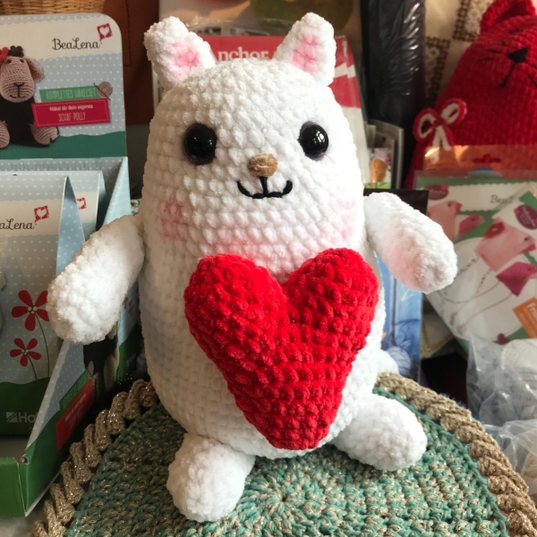 Cosima Katze mit Herz